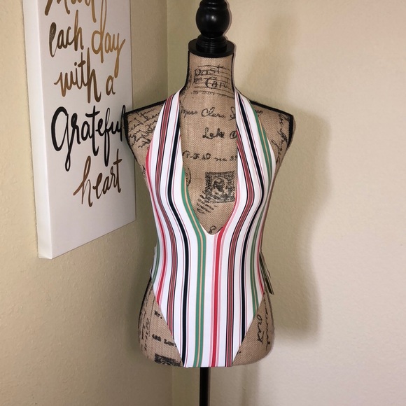 Gianni Bini Other - 🍀 New this Month: NWT Gianni Bini Swimsuit